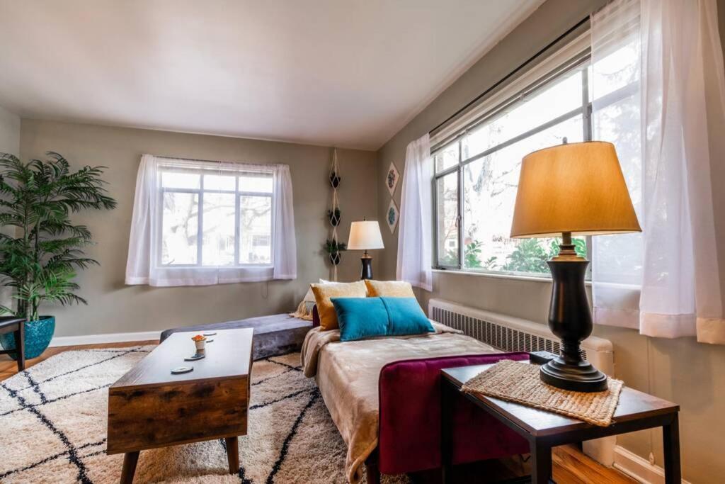 Ski - Explore - Relax - Cozy Beds, Tv & Wi-Fi Apartamento Salt Lake City Exterior foto