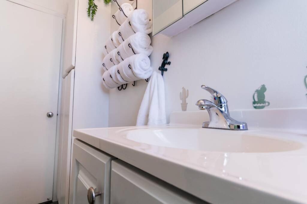 Ski - Explore - Relax - Cozy Beds, Tv & Wi-Fi Apartamento Salt Lake City Exterior foto